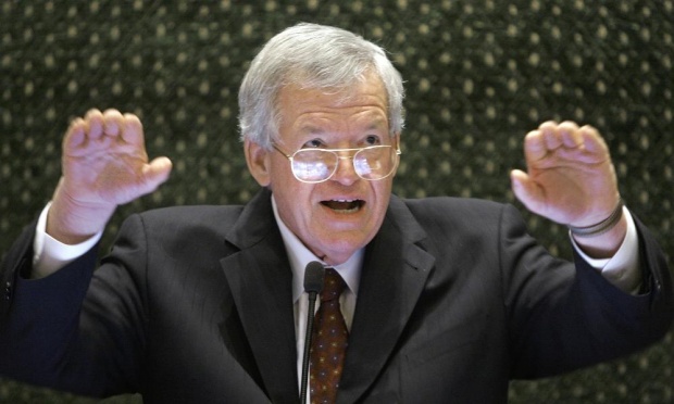 US House speaker Dennis Hastert speaks to lawmakers in Illinois